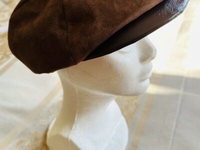 Hat made of natural suede. Also available in deni by Lana Potels